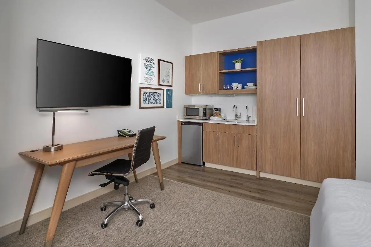 Hotel Element Edmonton West