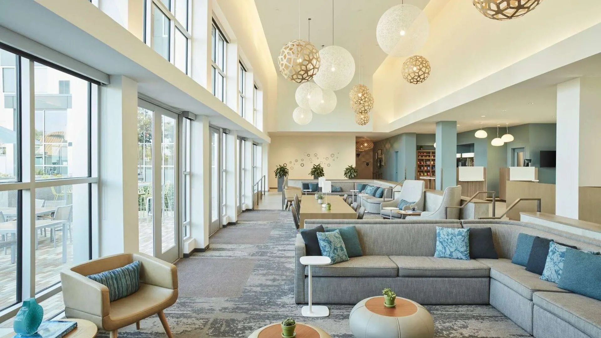 Hotel Element Edmonton West